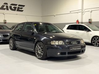 Audi S3 1.8 T quattro