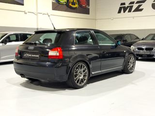 Audi S3 1.8 T quattro
