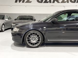 Audi S3 1.8 T quattro
