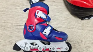 Patines Oxelo Talla 30-32 + Casco Rojo