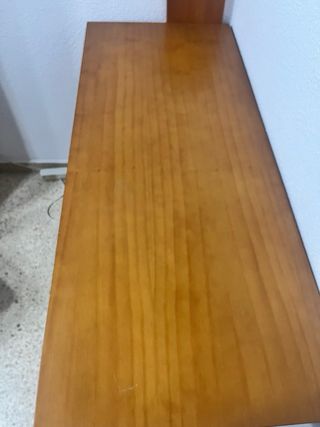Escritorio de madera maciza color miel