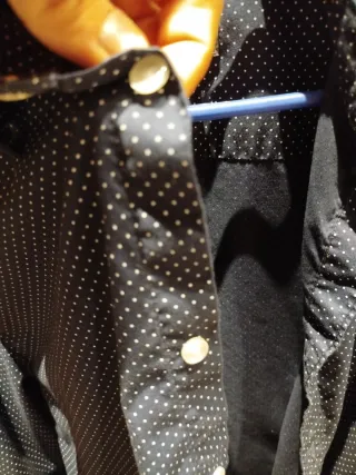 Camisa H&M lunares azul marino talla L