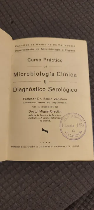 Libro curso práctico de microbiología de 1943