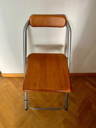 Taburete alto plegable madera y metal