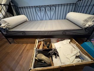 Sofá Cama Diván Hierro Beige/Negro. OFERTA!