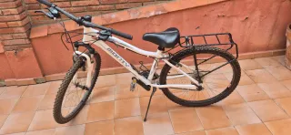 Bicicleta Monty KY12 Blanca