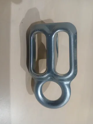 Kong Ghost Descensor Asegurador Ligero 65gr