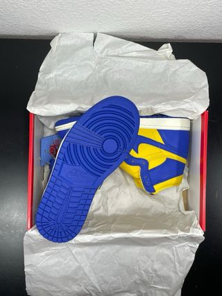 Nike Jordan Retro 1 Azul y Amarillo