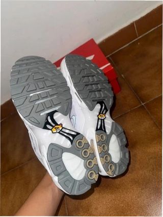 Nike Air Max Plus TN Blancas Talla 43