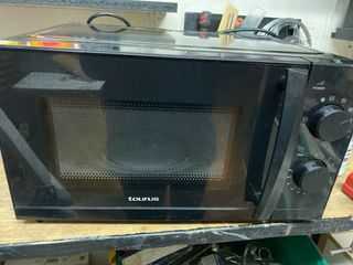 Microondas Taurus Negro