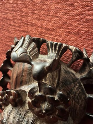 Figura madera Ébano tallada a mano