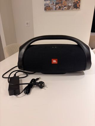 JBL Boombox Negro