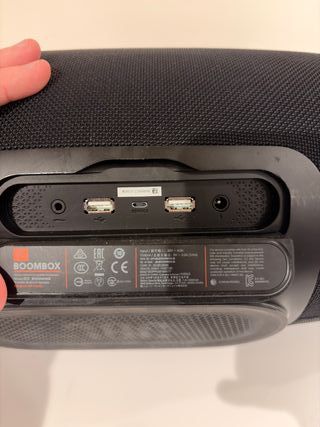JBL Boombox Negro