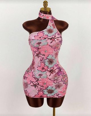 Vestido de lentejuelas floral rosa