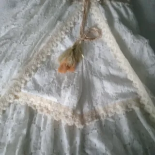 Mono corto encaje blanco/beige