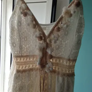 Mono corto encaje blanco/beige