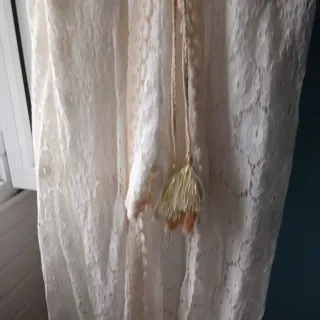 Mono corto encaje blanco/beige