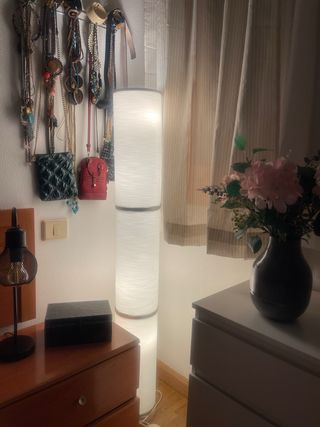 Lámpara de pie moderna