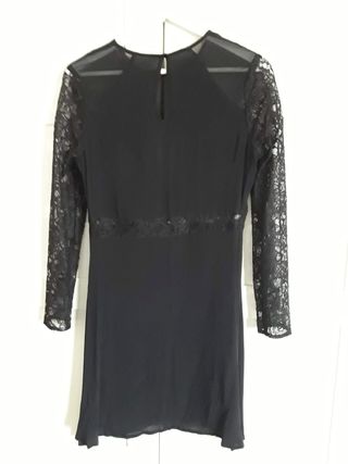 Vestido de encaje flores bordadas. Even&Odd. T L