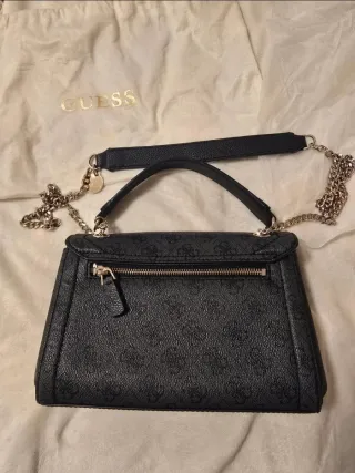 Bolso Guess Negro y Gris