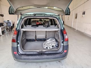 Renault Grand Scenic 2005