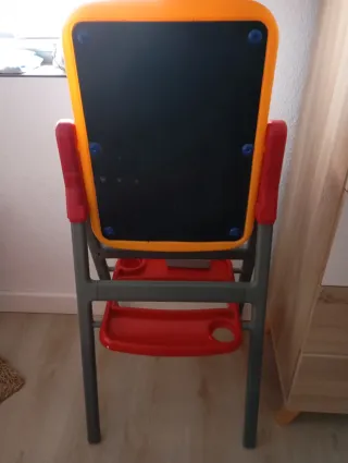 Pizarra infantil naranja y roja