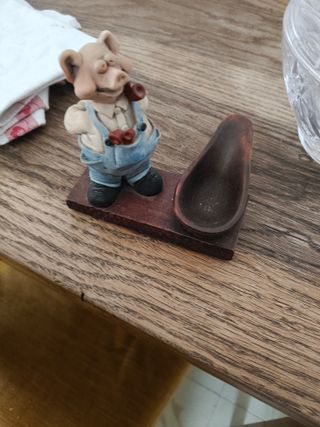 Porta pipe maialino con pipa