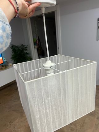 Lámpara de techo tela y plástico