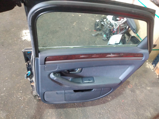PUERTA TRASERA DERECHA AUDI A8 (4E2) 3.7 Quattro