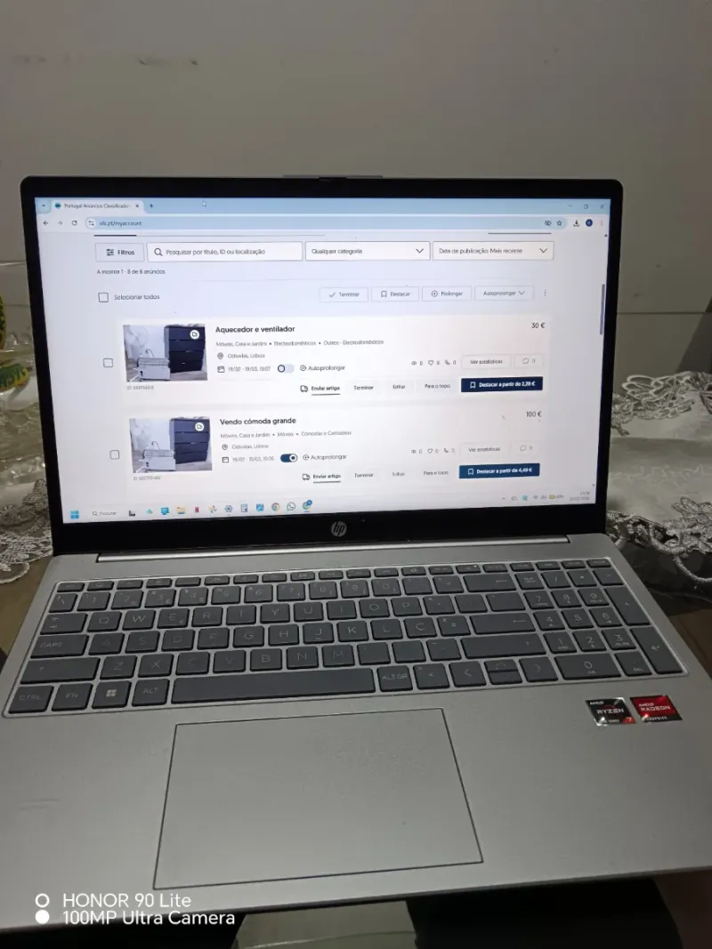 Laptop HP plateado AMD Ryzen 7 16GB RAM afbeelding 2