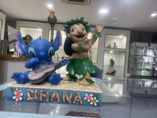 Figura Stitch y Lilo Ohana
