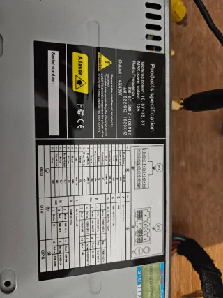 Radio bmw e46 (para reparar) con Pantalla y Cables