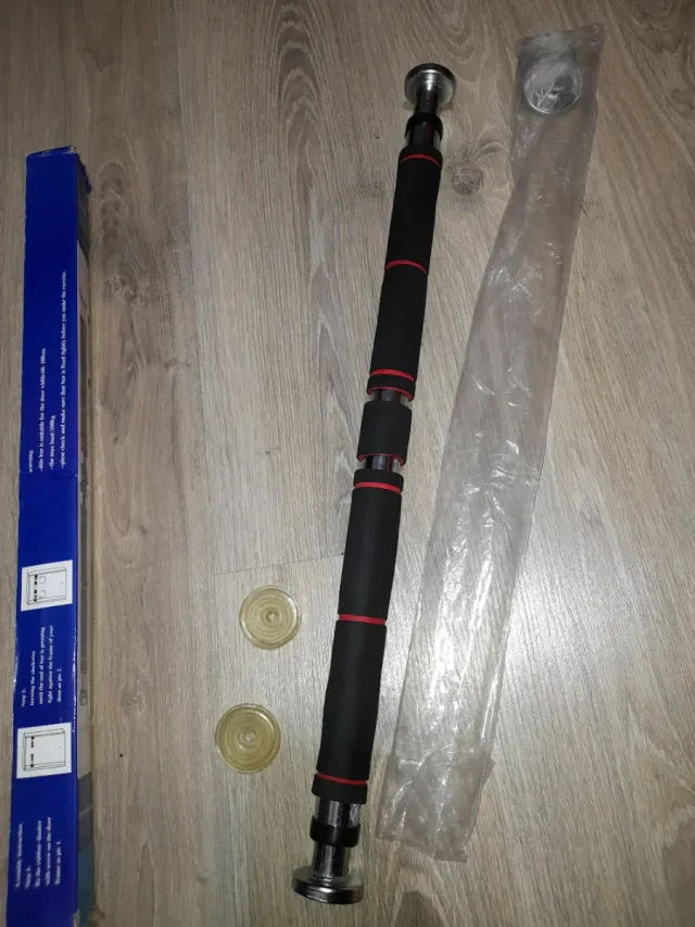 Barra de dominadas ajustable