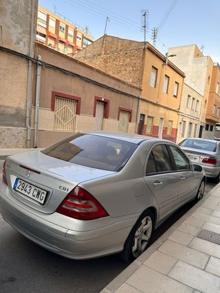 Mercedes C220 AVERIA ELECTRICA