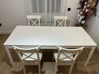 Mesa comedor extensible blanca