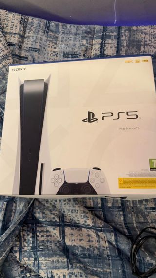 PS5 Sony con controller, base e scatola