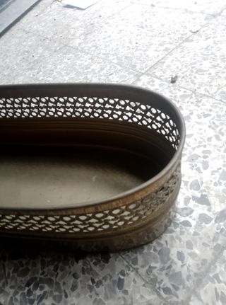 Jardinera metal antigua