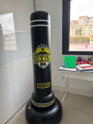Saco de boxeo de pie inflable