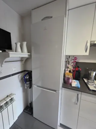 Nevera blanca Indesit