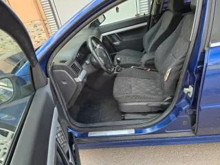Opel Vectra 2004