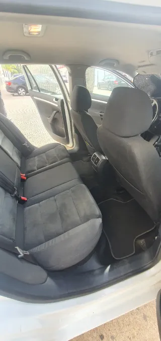 Vw golf variant 1.6 tdi 105cv 192.000km 2011