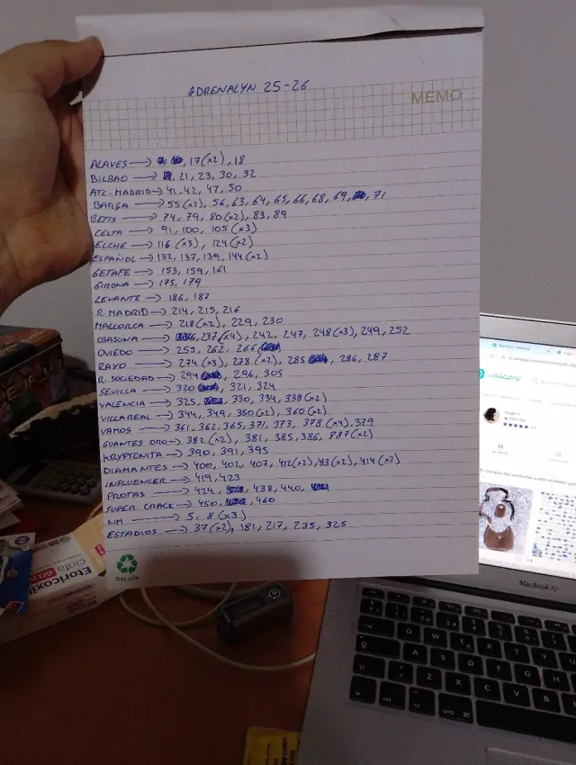 Cromos Adrenalyn XL 25-26