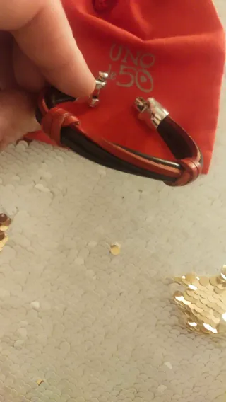 Pulsera Uno de 50 Cuero y Plata