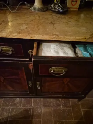 Aparador Chinero Antiguo Dos Cuerpos