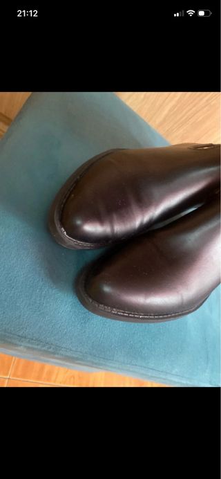 Botas cowboy con tachuelas marrones