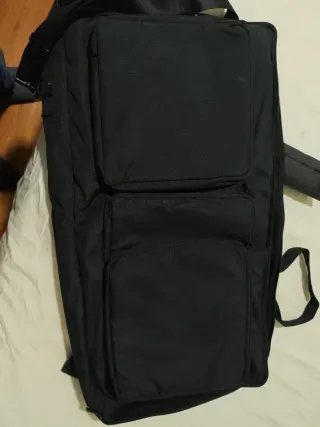 Controlador DJ Hercules Impulse T7