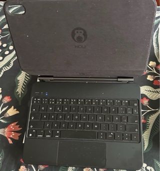 iPad 10ª Gen Wifi + Teclado HOU