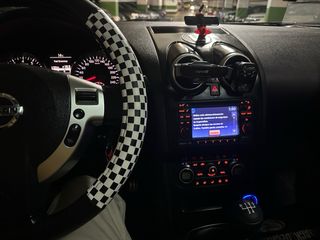 Nissan Qashqai+2 2011