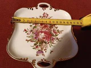 Bandeja decorativa floral dorada