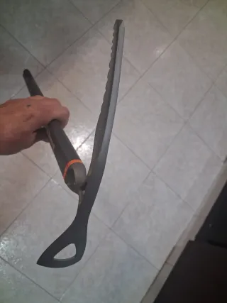 Piolet nuevo semiligero de 70 cmts alpinismo.